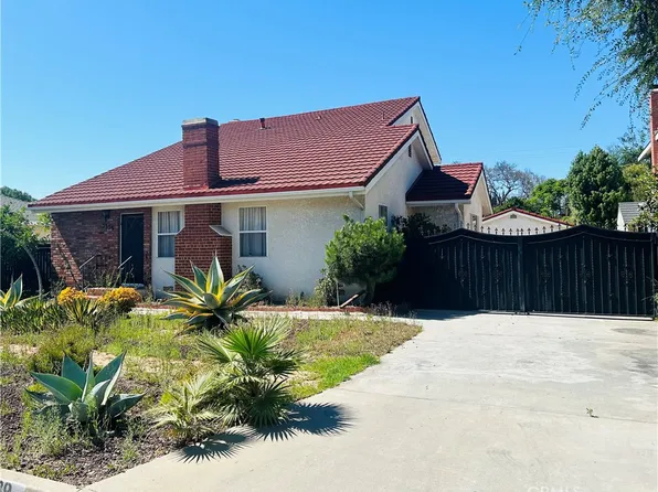 5339 E Greenmeadow Rd, Long Beach, CA 90808
