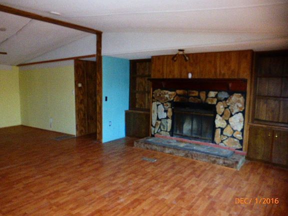 5th image of 49 Church St