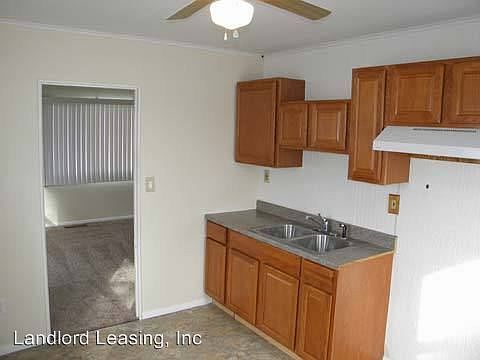 4th image of 2910 Homewood Dr