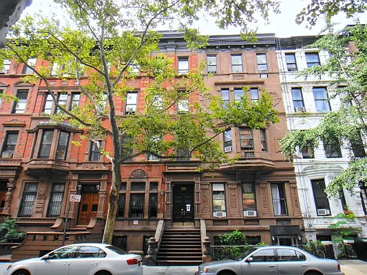 Rented by Balass Ralph, LREB | media 10