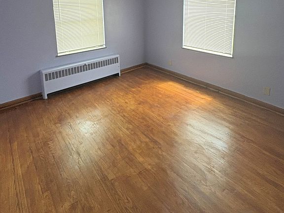5th image of 2421 Riverside Dr #1
