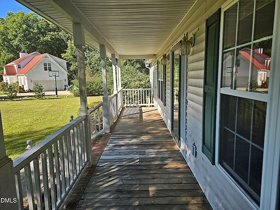 5th image of 146 Sandy Branch Ln