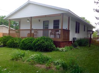 1765 Airway Dr, Mount Pleasant, MI 48858