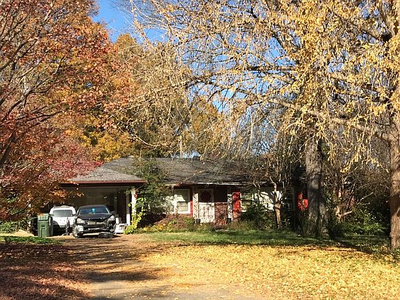 2nd image of 4764 Barfield Rd