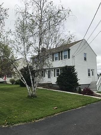 1st image of 4 Coltin Dr