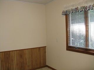 4th image of 422 N 5th St