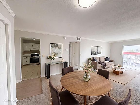 3rd image of 2711 N Halifax Ave APT 371
