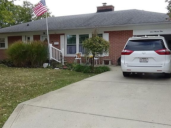 2nd image of 703 W Park Ave