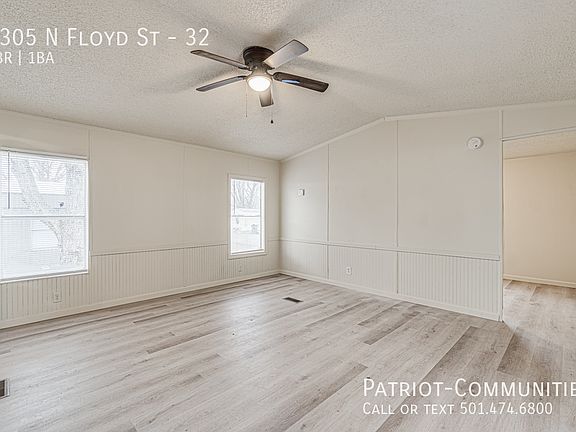 3rd image of 1305 N Floyd St Lot 32