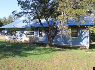 1000 N Broadway Ave, Yellville, AR 72687