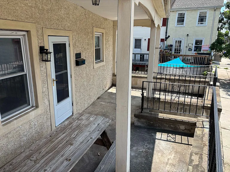 213 Green Ln — Photo 25