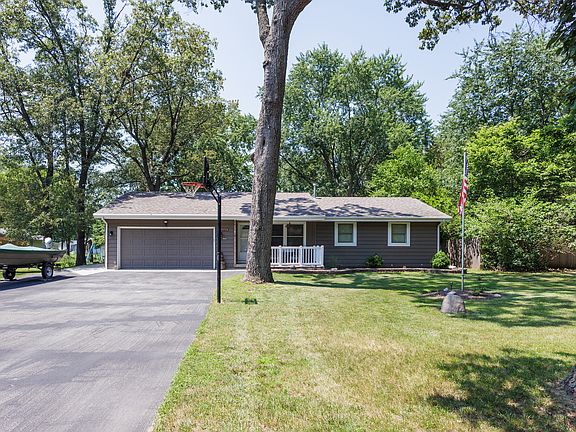 2nd image of 35734 Jay Dr