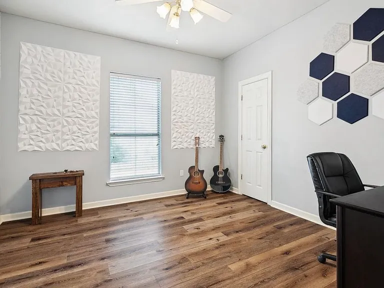 3983 Hemlock St — Photo 18