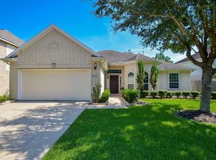 14918 Stonelick Bridge Ln, Sugar Land, TX 77498