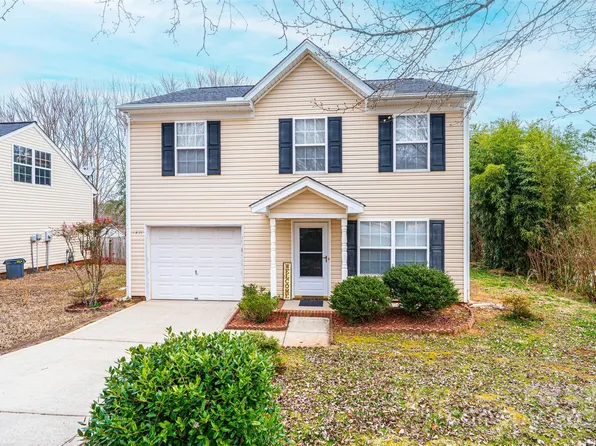 1991 9th Street Pl SE, Hickory, NC 28602