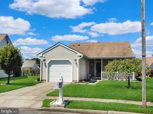 4 Gretna Ct, Mount Laurel, NJ 08054
