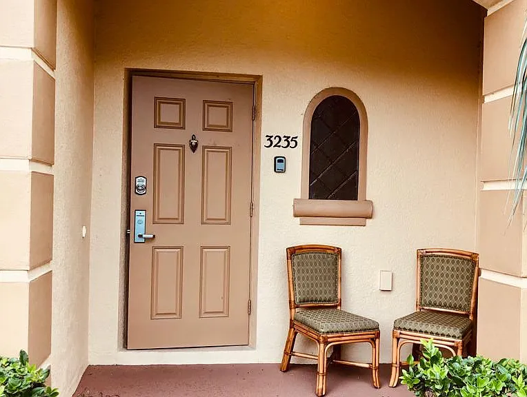 3235 Calabria Ave — Photo 1