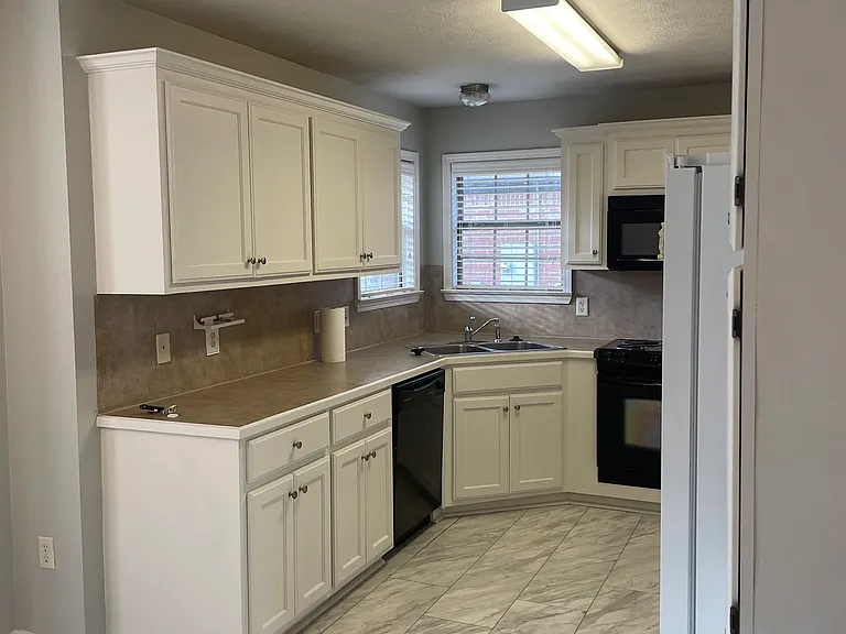 21 Mitchell Cir — Photo 7