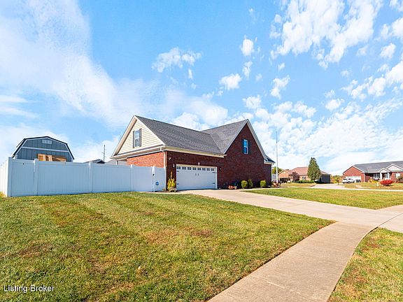 3rd image of 165 Sweet Bay Magnolia Ct