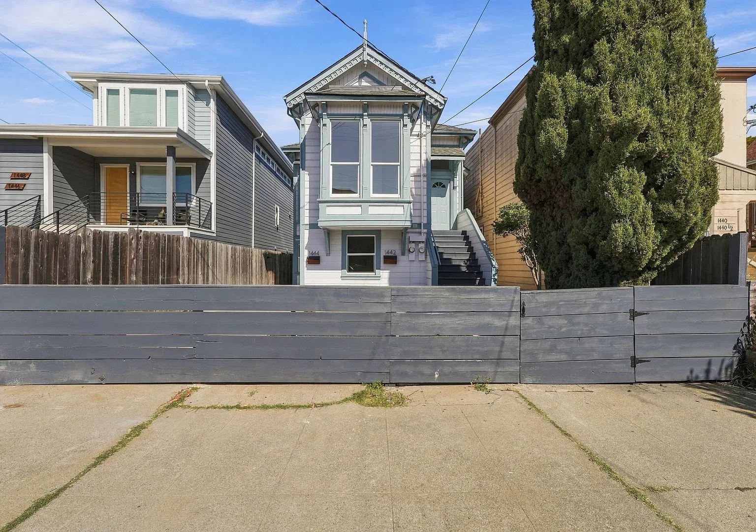 Newly Renovated 2-Bed, 1-Bath West Oakland Flat w/ In-Unit Laundry & Yard Access — Photo 4