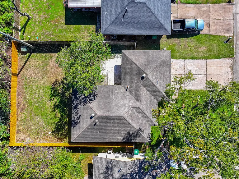 10126 Pine Moss Dr — Photo 41