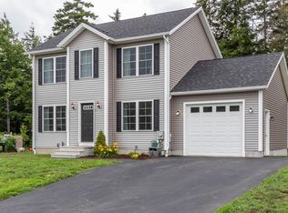 26 Cattail Cir, Rindge, NH 03461