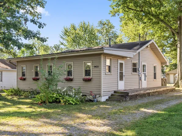 9421 Lakeshore Dr N, Huntsville, OH 43324