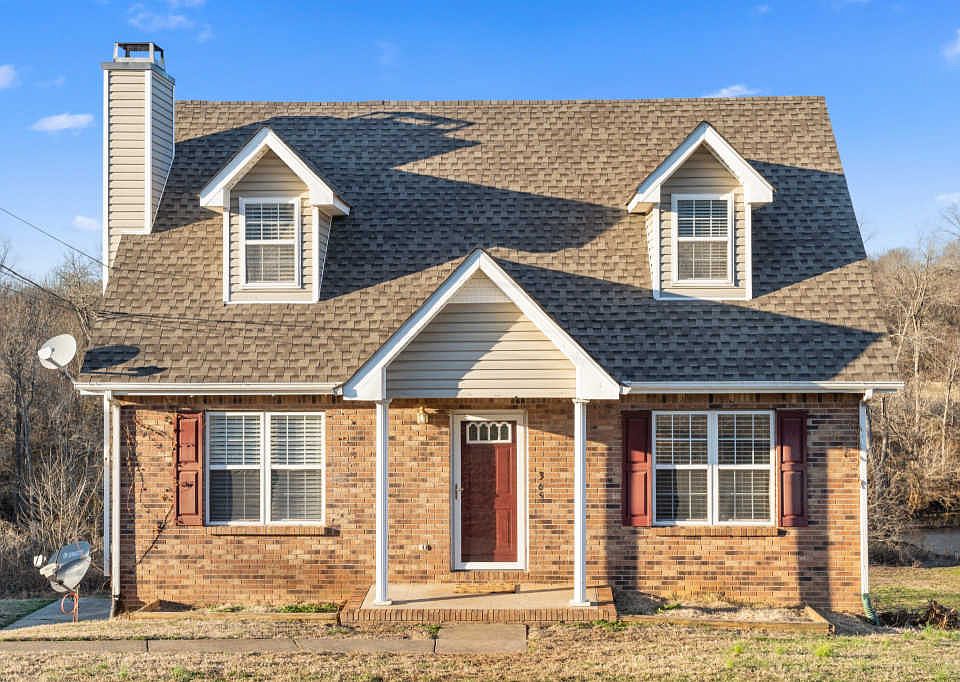 1st image of 365 Brook Mead Dr