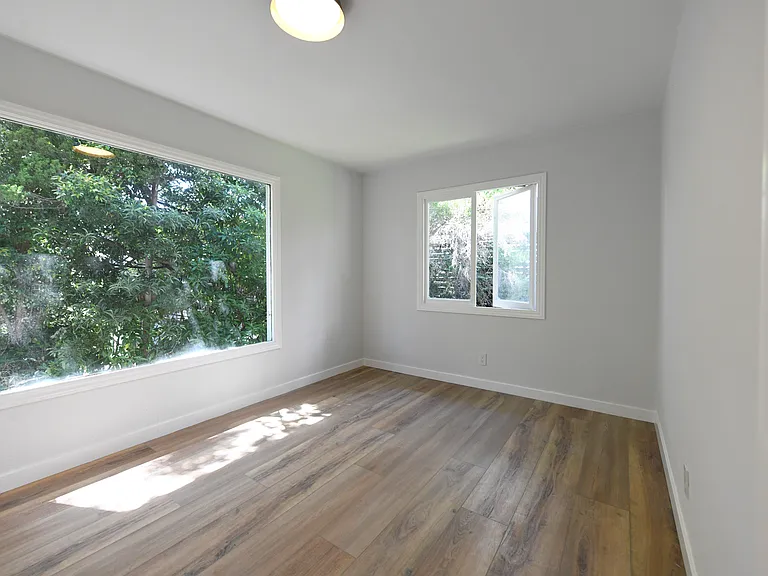 2505 Cedar St — Photo 11