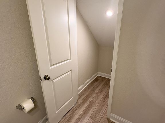 5th image of 12017 Calvesta St