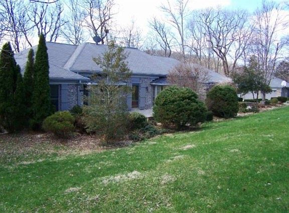 2nd image of 444 Avawam Dr