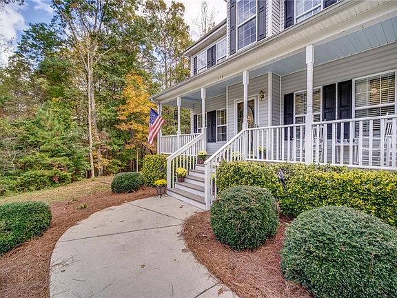 2nd image of 155 Kingston Ct