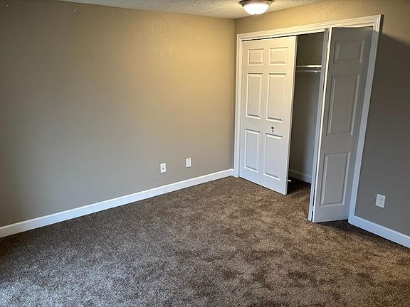 4th image of 1686 Kamela Dr S #1686