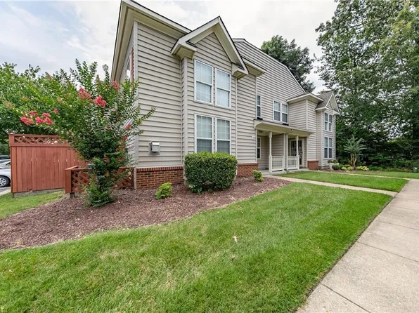 108 White Cedar Ln, Yorktown, VA 23693