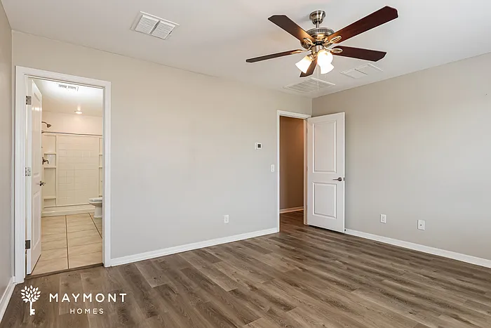 8126 W Agora Ln — Photo 9