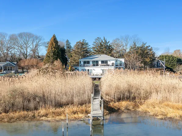 60 Harbor Dr, Sag Harbor, NY 11963