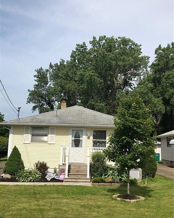 1st image of 72 Krakow St