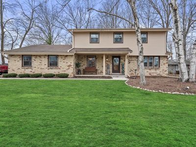 3675 S Poplar ROAD, New Berlin, WI, 53151