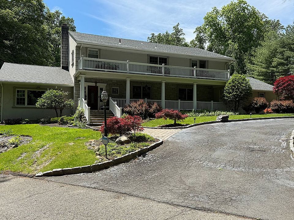 1st image of 23 Pascack Rd