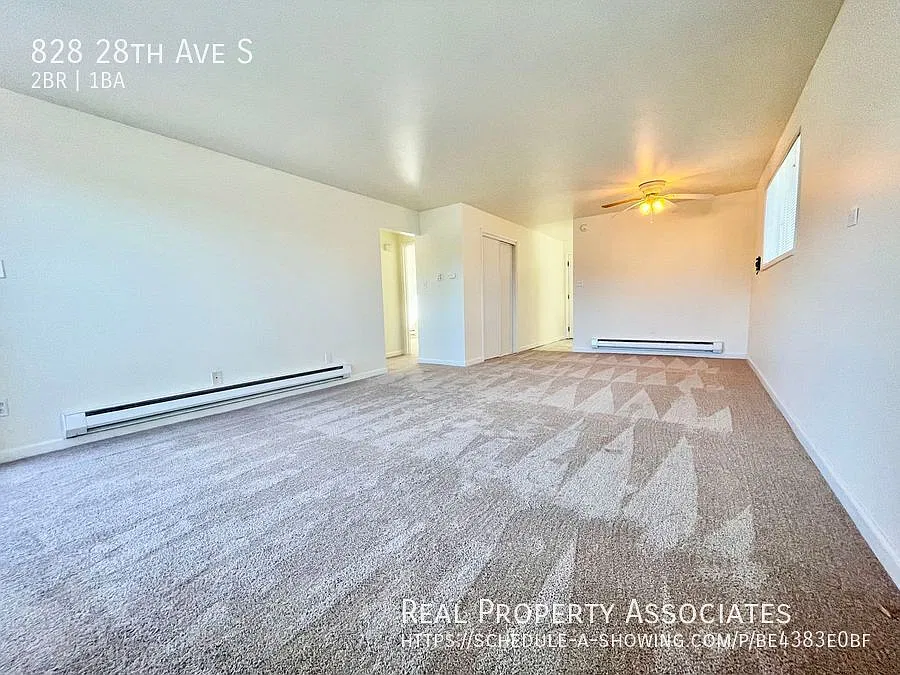 Charming 2-Bed, 1-Bath Located in the Leschi Neighborhood! **Off-Street Parking Available — Photo 3