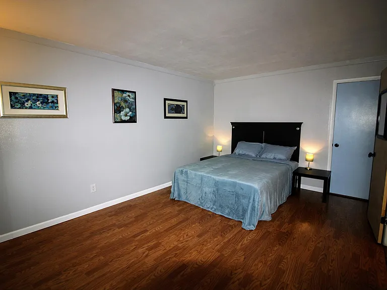 19231 E Nassau Dr — Photo 13