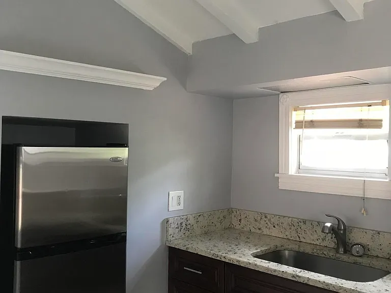 229 Lakeland Dr #2 — Photo 2