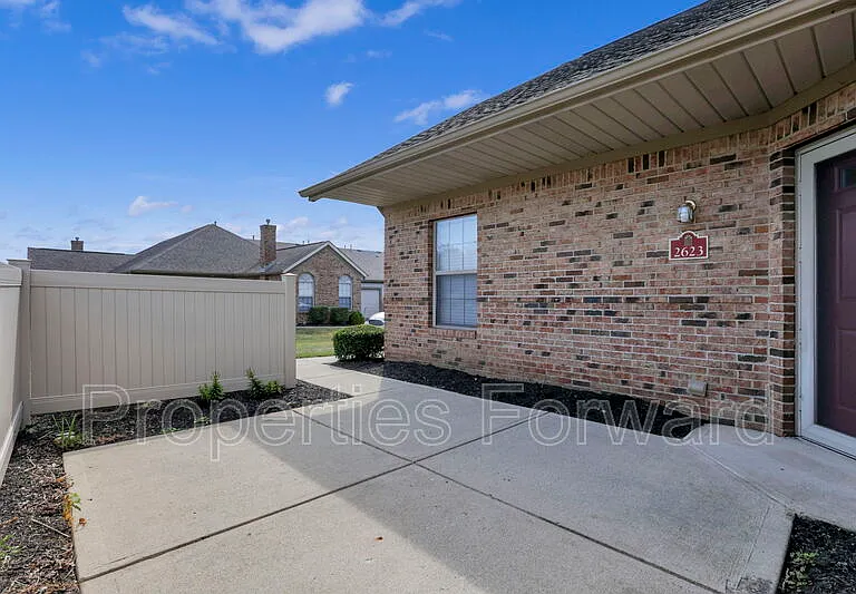 2623 Landings Way — Photo 7