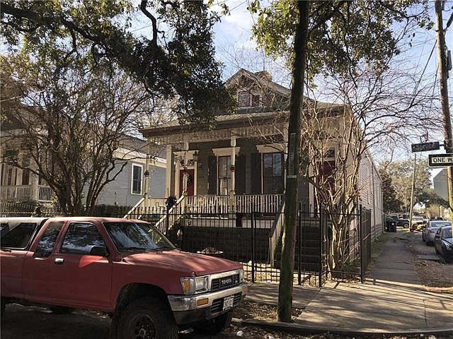 1st image of 8238-40 Spruce St