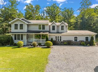 151 Selfe Rd, Mill Hall, PA 17751