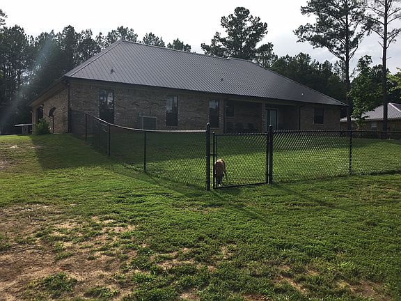 4th image of 256 Road 1353