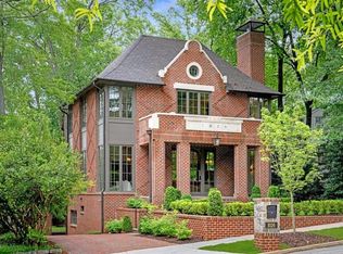 1026 Reeder Cir S, Atlanta, GA 30306