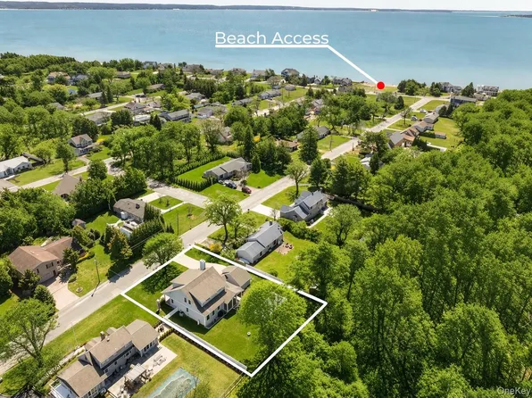 700 Gin Lane, Southold, NY 11971