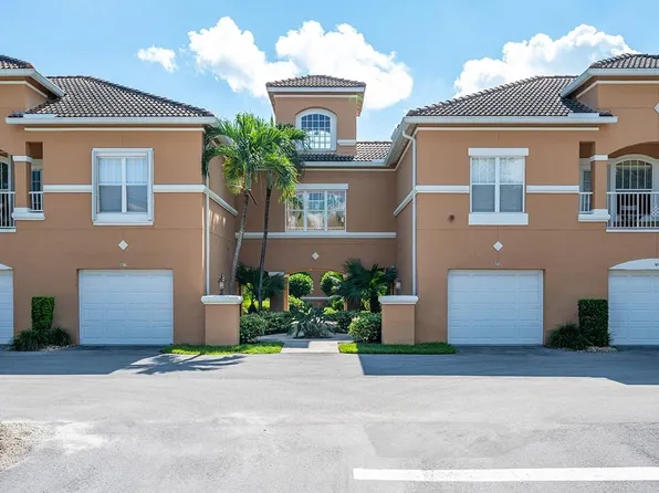 5035 Fairways Cir APT 204, Vero Beach, FL 32967