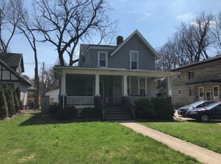 911 W Church St, Champaign, IL 61821